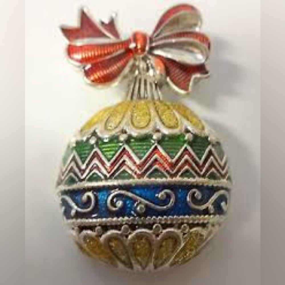 Vintage Signed NR Christmas Tree Ornament Enamel Color Pin Brooch RARE